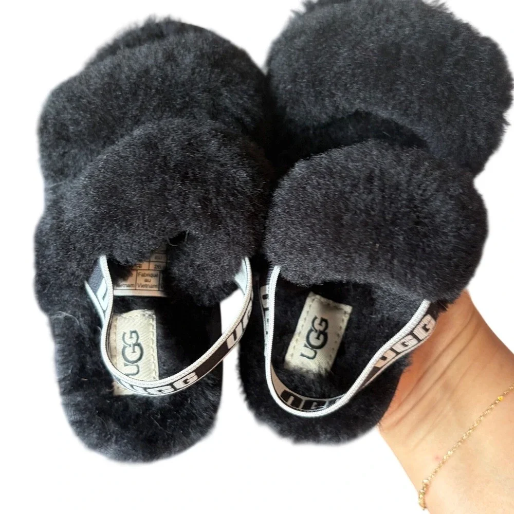 UGG Toddler Fluff Yeah Slide Black‎ Sheepskin Slingback Sandals 1116636T Size 9